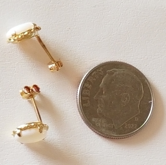 14K Gold Opal Stud Earrings